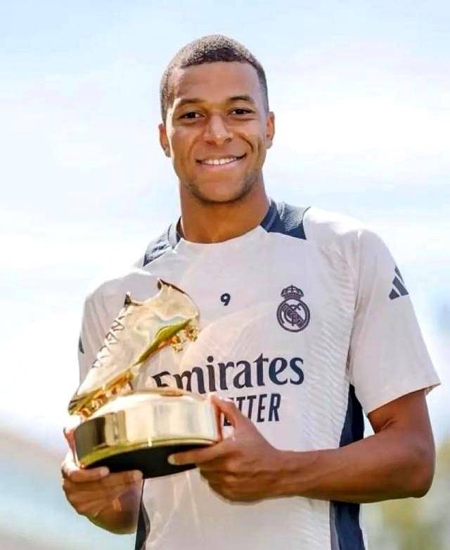 《元梦之星》超萌亮相《王者荣耀》“2023共创之夜”