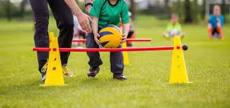 付航、郭艾伦、GALI齐聚！《无畏契约》二周年燃爆重庆，跨界阵容玩出新花样