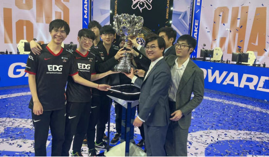 发球员斗志 发球员斗志