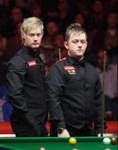 游的热烈场 游的热烈场